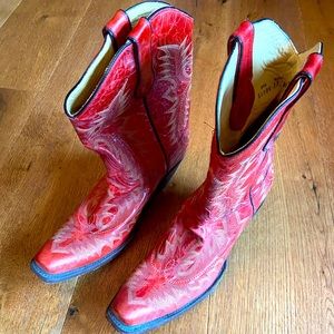 Corral Cowboy Boots in Red size 11